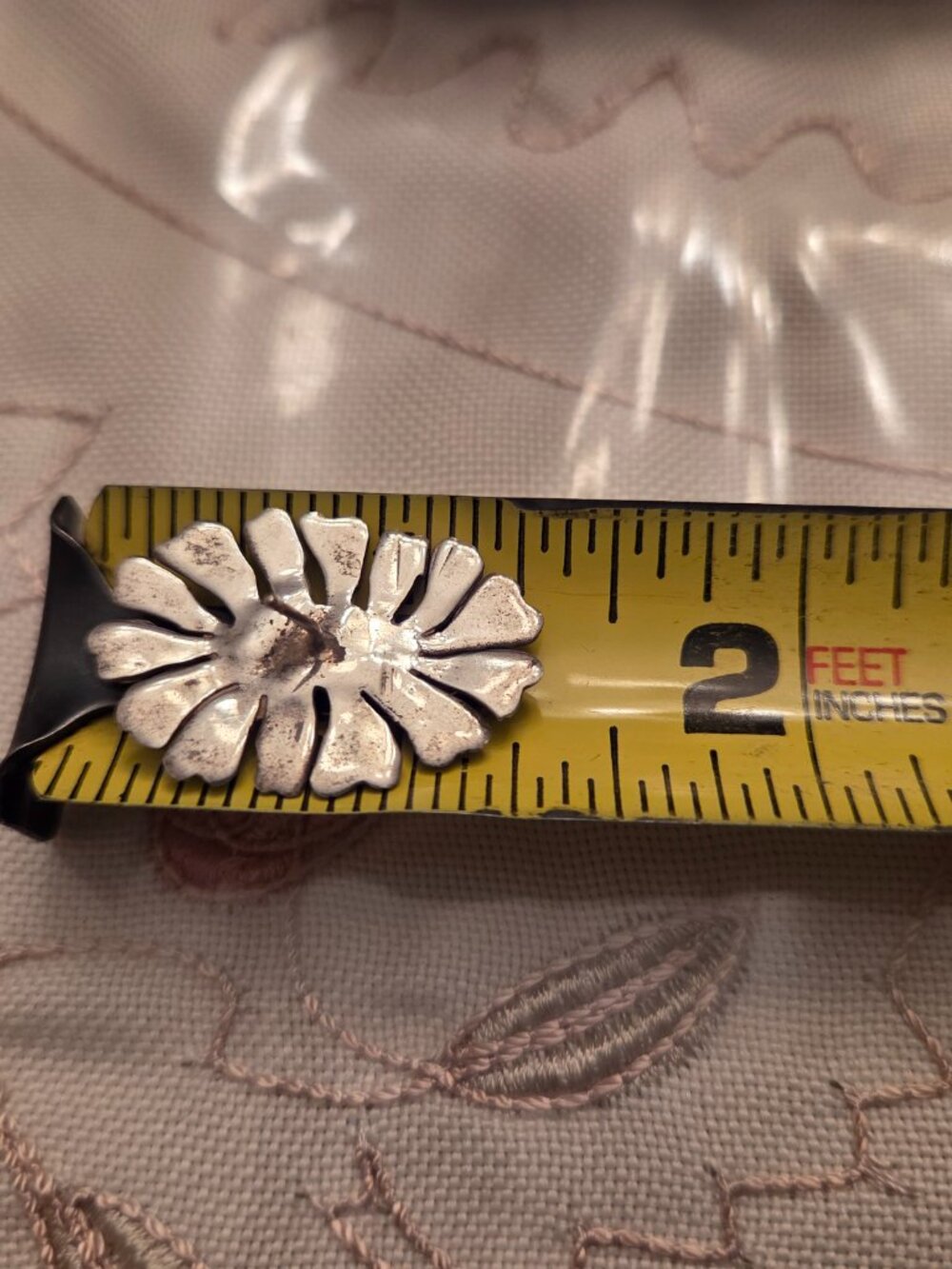 Vintage Silver Daisy Earrings - Picture 3 of 5